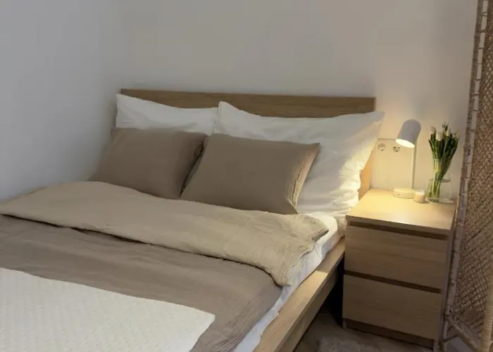 דירה Renovated Near Center